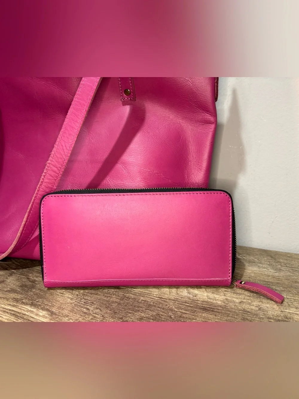 Montana Hudson Eva Tote Bag with Matching Wallet